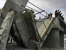 arabic_cnn_com_2006_middle_east_7_1_bush.israel_story.gaza.bridge.ap.jpg_-1_-1.jpg