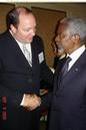 rope_wlsam_com_donromablog_uploaded_images_Steve_with_Kofi_Annan_1-799753.jpg