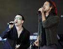 _cbc_ca_gfx_images_arts_photos_2006_11_17_bono-vedder-cp-2064447.jpg